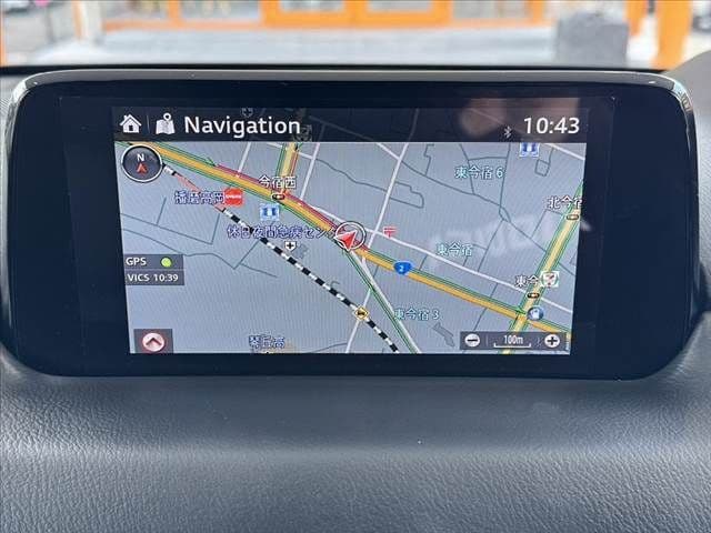 Car thumbnail 3