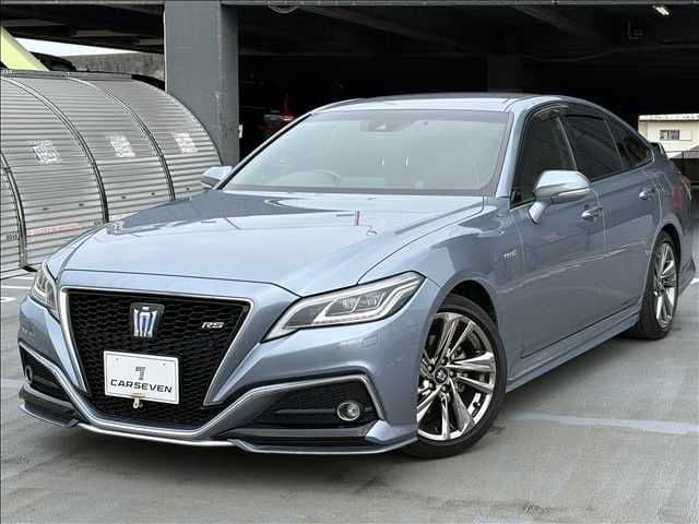TOYOTA CROWN sedan hybrid