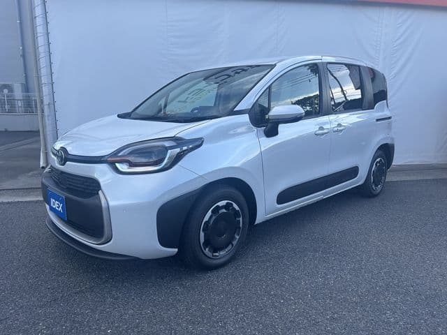 TOYOTA SIENTA HYBRID