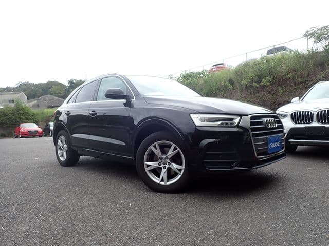 AUDI AUDI Q3