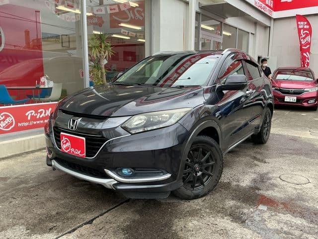 HONDA VEZEL HYBRID 4WD