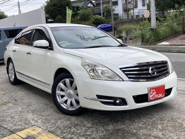 NISSAN TEANA