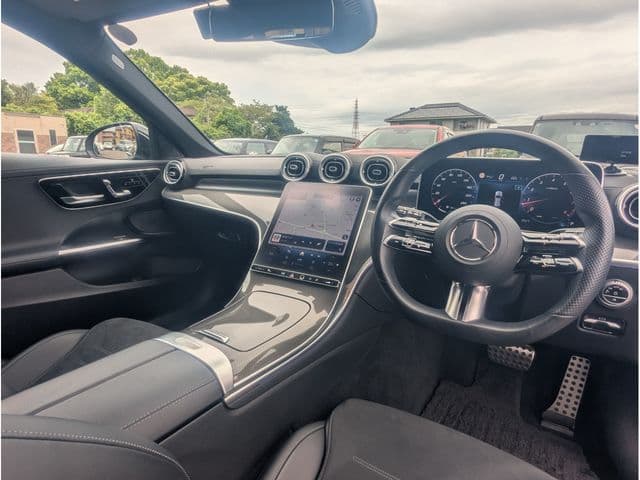 MERCEDES BENZ