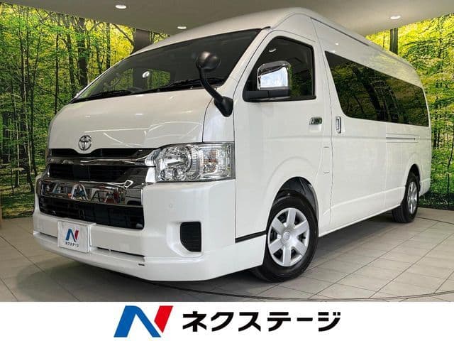 TOYOTA HIACE wagon