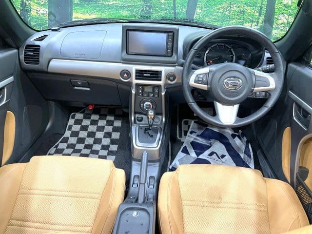 Car thumbnail 2