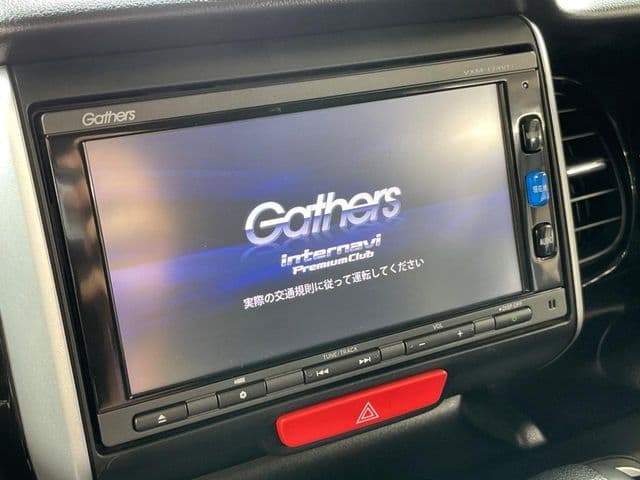 Car thumbnail 3