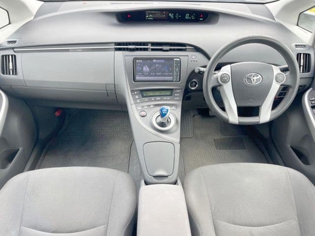 Car thumbnail 2