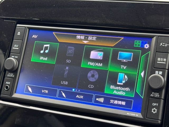Car thumbnail 4
