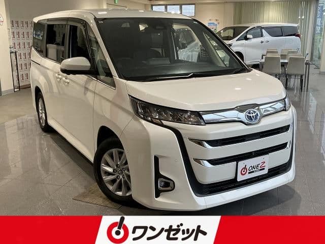 TOYOTA NOAH HYBRID