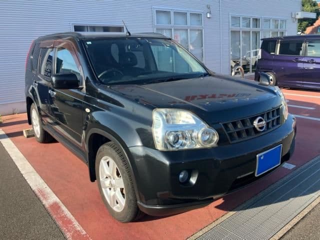 NISSAN X-TRAIL 4WD