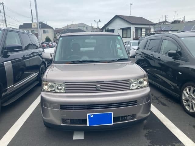 TOYOTA bB