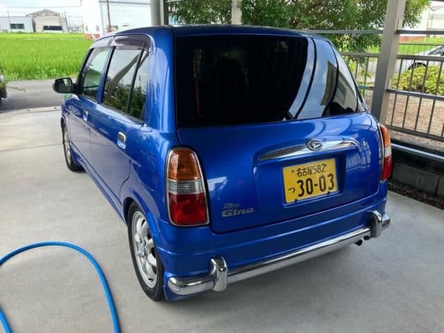 Car thumbnail 3