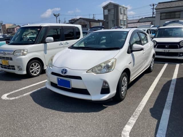 Car image 1