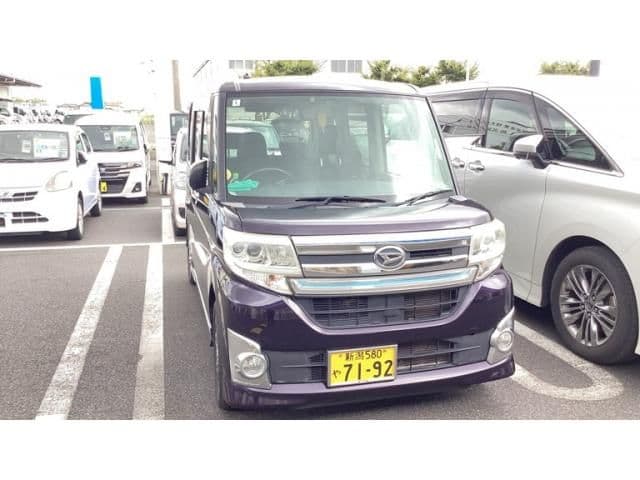 DAIHATSU TANTO CUSTOM