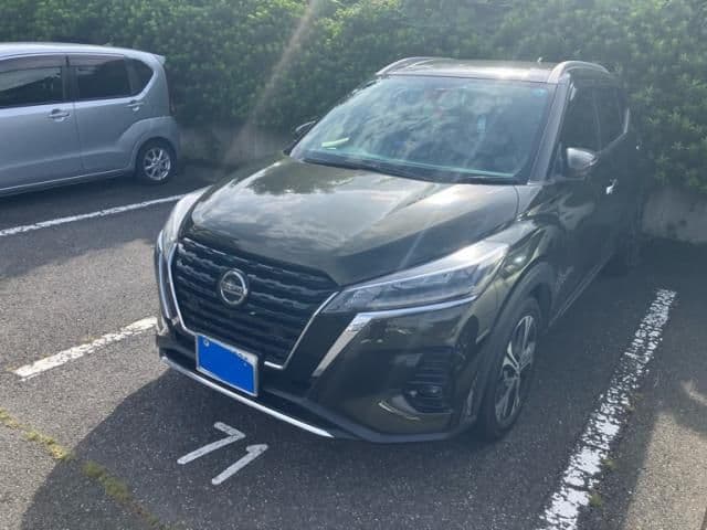 NISSAN