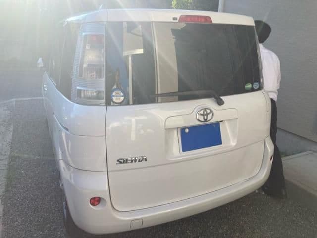 Car thumbnail 2