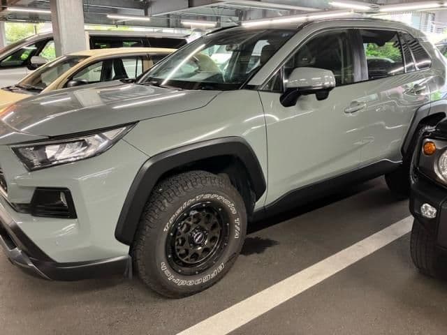 TOYOTA RAV4 4WD