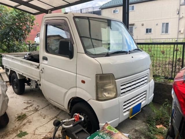 SUZUKI