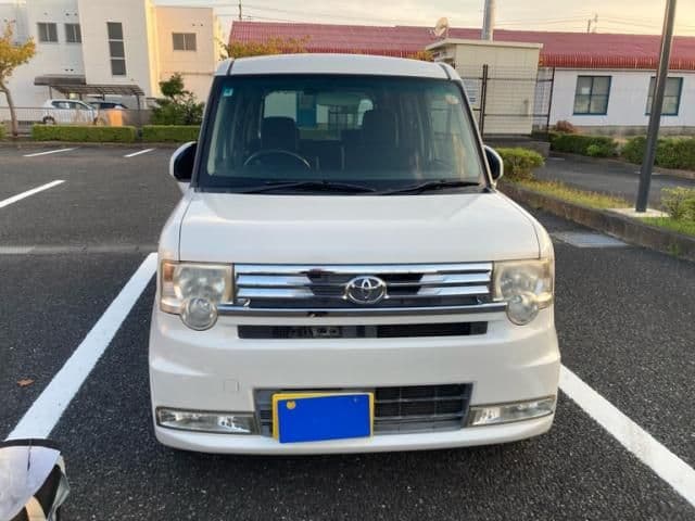 Car image 1