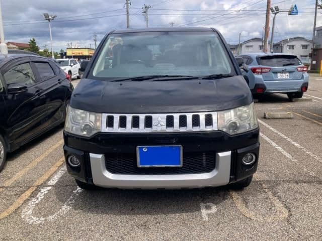 MITSUBISHI DELICA D:5 4WD