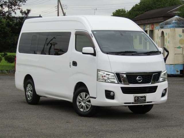 NISSAN NV350 CARAVAN 4WD