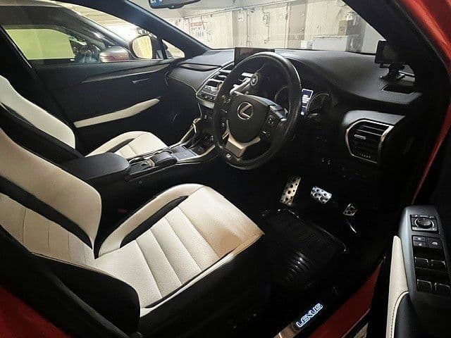 Car thumbnail 2