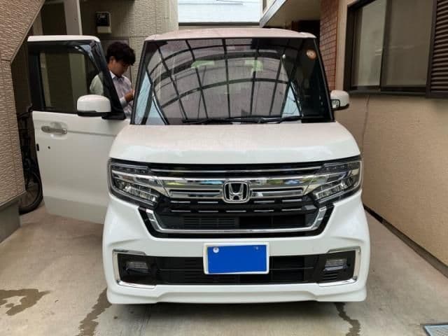 Car thumbnail 2