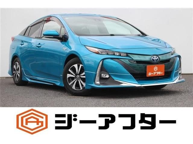 TOYOTA PRIUS PHV