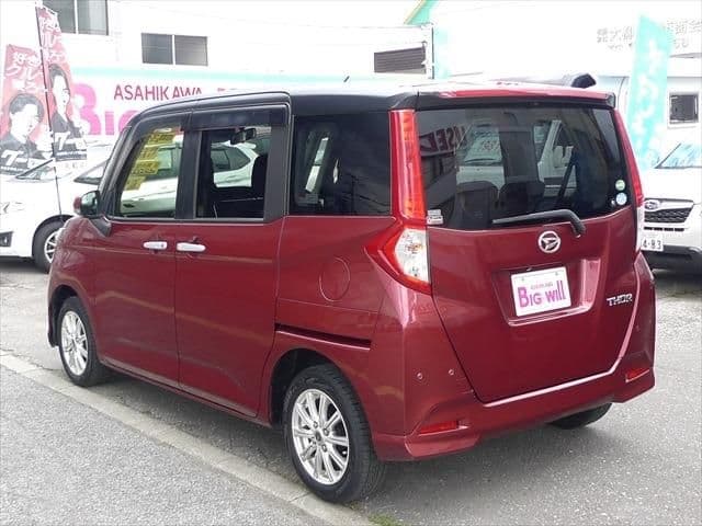 Car thumbnail 4