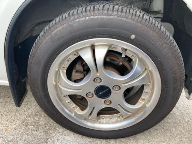 Car thumbnail 4