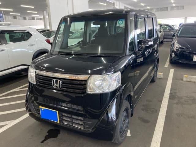 HONDA N BOX 4WD