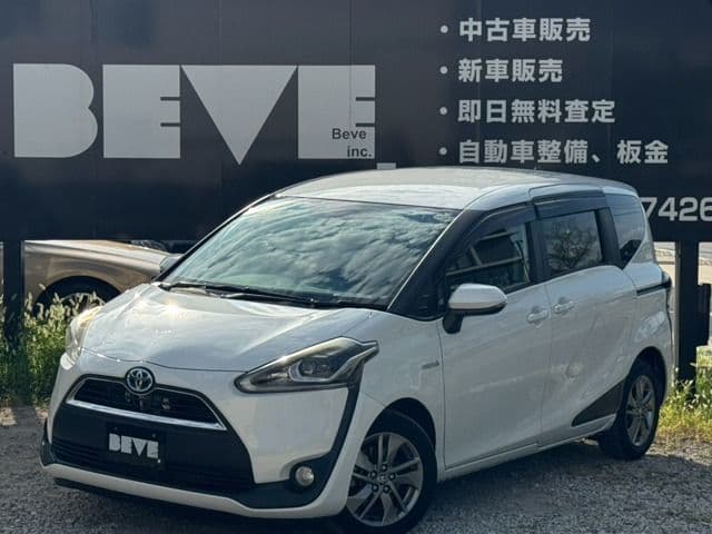 TOYOTA SIENTA HYBRID