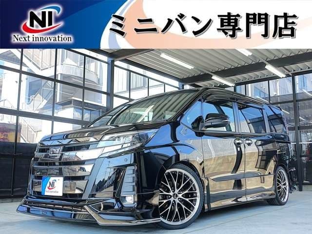 TOYOTA NOAH
