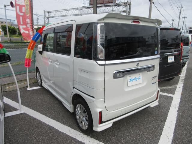 Car thumbnail 4