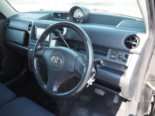 Car thumbnail 2