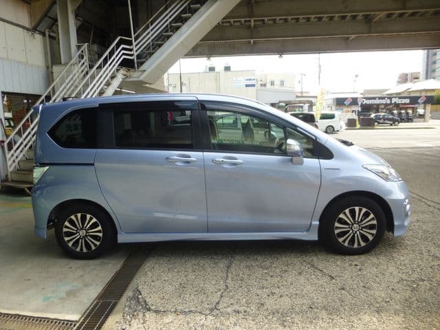 Car thumbnail 4
