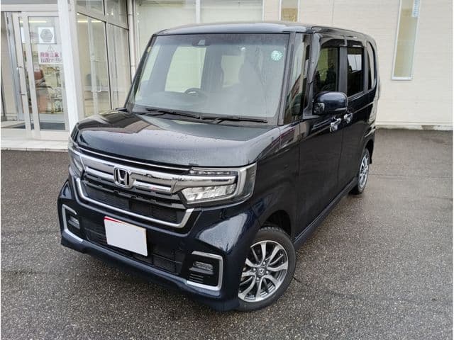 HONDA N BOX CUSTOM 4WD