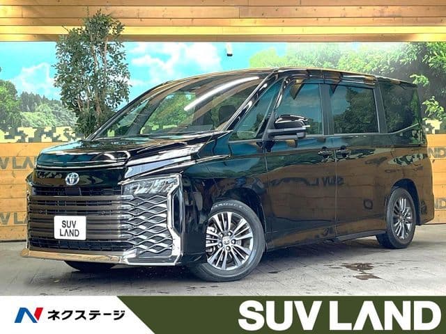 TOYOTA VOXY HYBRID