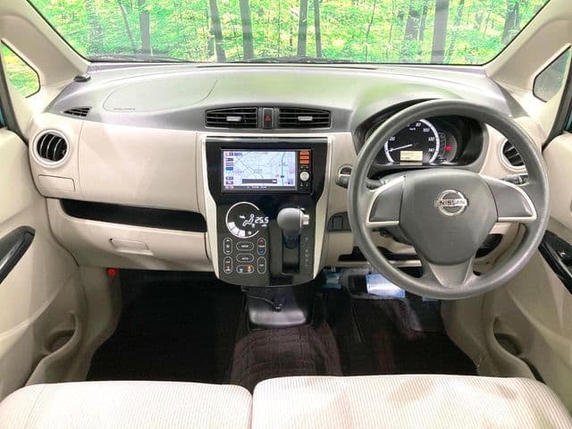 NISSAN