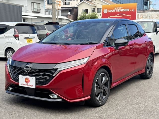 NISSAN AURA