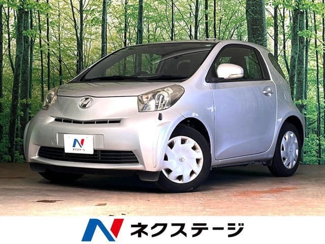 TOYOTA iQ
