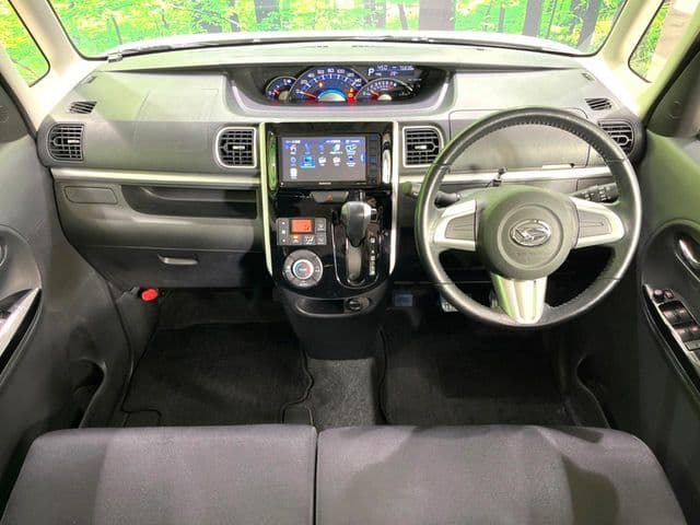 Car thumbnail 3