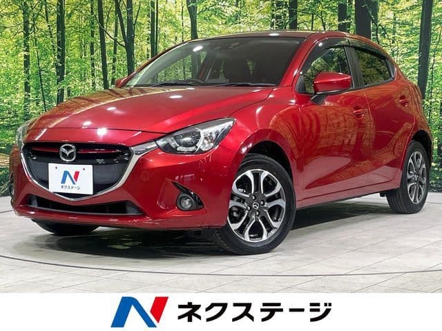 MAZDA DEMIO 4WD