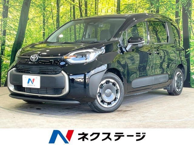 TOYOTA SIENTA HYBRID
