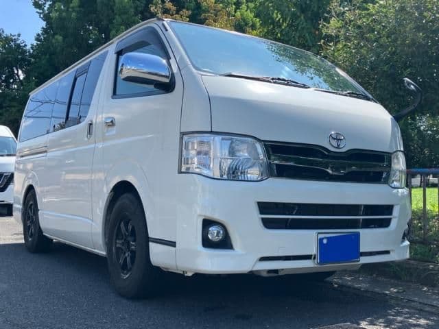 TOYOTA HIACE van 2WD