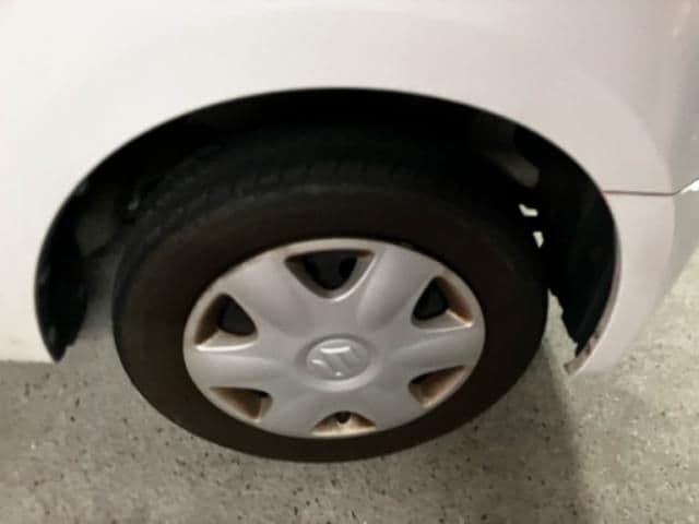 Car thumbnail 4