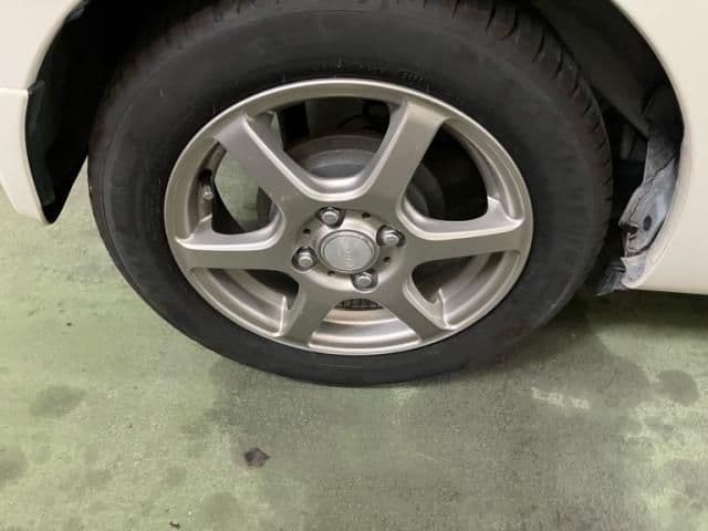 Car thumbnail 4
