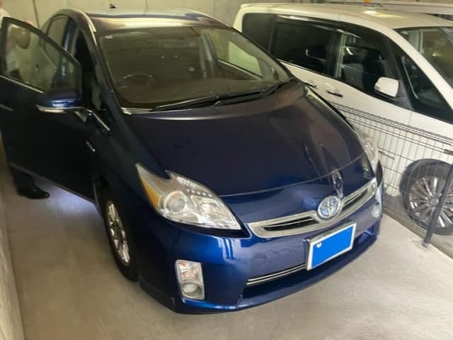 TOYOTA PRIUS