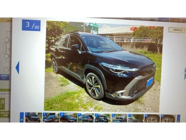 Car thumbnail 3