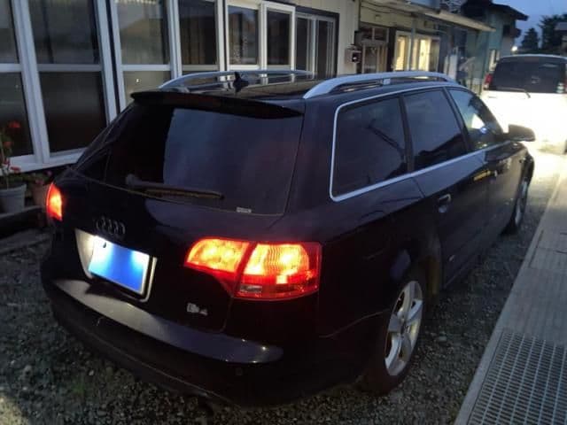 Car thumbnail 4